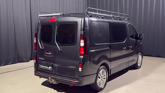 Opel Vivaro 3 of 5