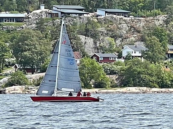 Klassisk regattabåt med sjel – rask, velholdt og klar for nye eiere, inkl henger 3 of 5