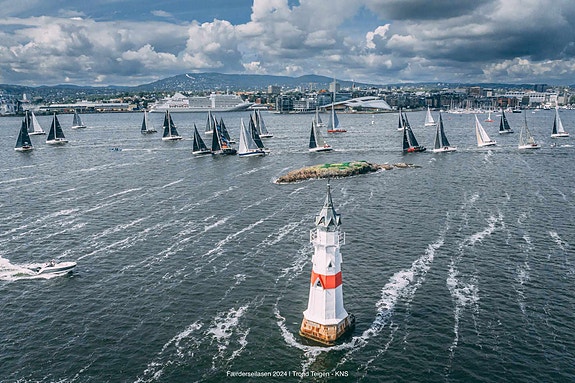 Klassisk regattabåt med sjel – rask, velholdt og klar for nye eiere, inkl henger 5 of 5