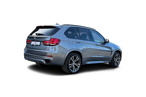 BMW X5 3 of 5