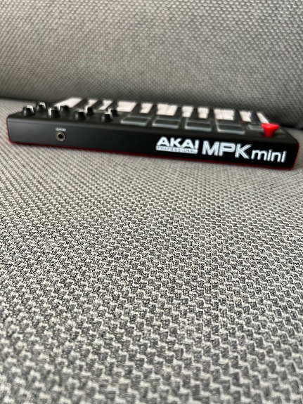 Product image 8 of 9