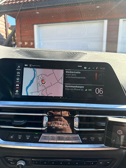 BMW 330e 16 of 27