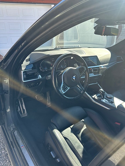 BMW 330e 13 of 27