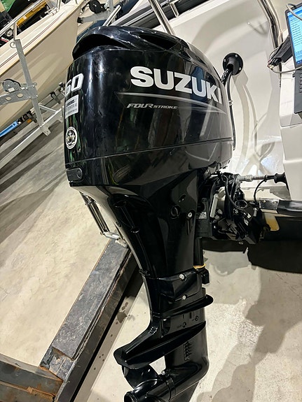 HR480BR med Suzuki DF60 13 of 16