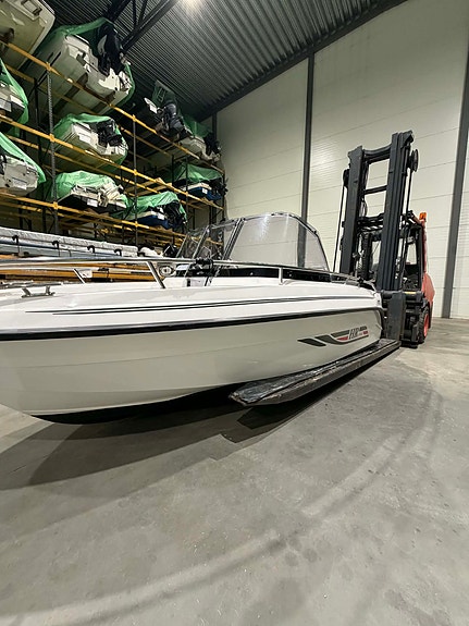 HR480BR med Suzuki DF60 2 of 16