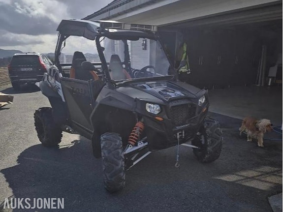 Polaris Rzr 900