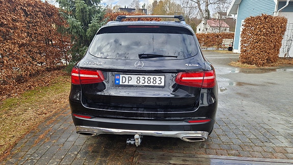 Mercedes-Benz GLC250 6 of 8