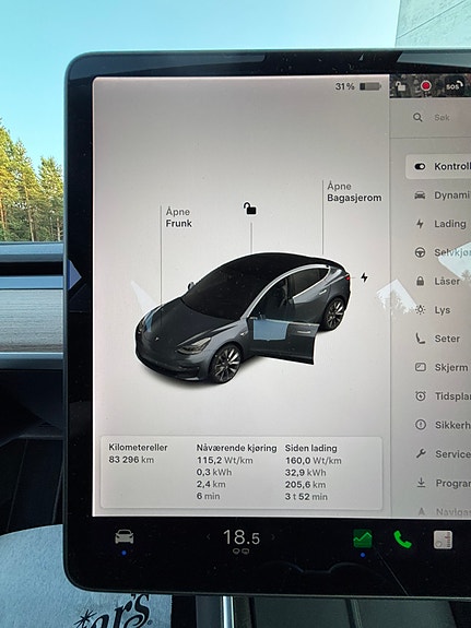 Tesla Model 3 11 of 25