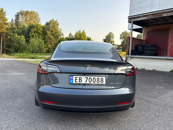 Tesla Model 3 4 of 25