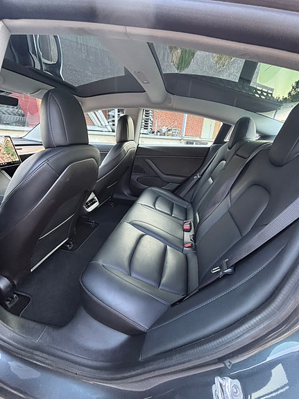 Tesla Model 3 16 of 25