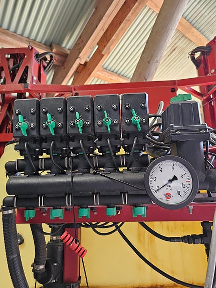 Hardi Master 1000l/15m 2004, kr 105 000,-