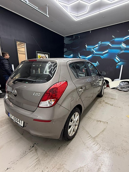 Hyundai i20 6 of 9