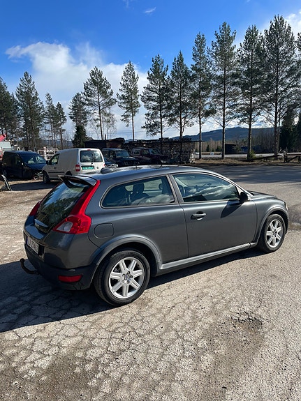 Volvo C30 7 of 12