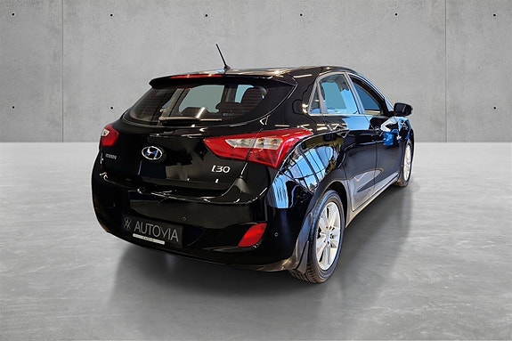 Hyundai i30 4 of 5