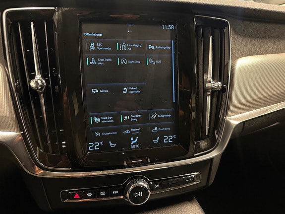 Volvo V90 Cross Country 29 of 29