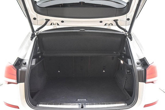 BMW X1 4 of 5