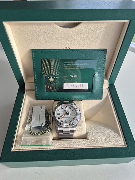 Product image 2 of 9