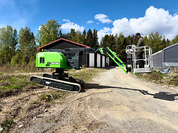 Hered HA12CEA Beltegående selvnivillerende Lithium