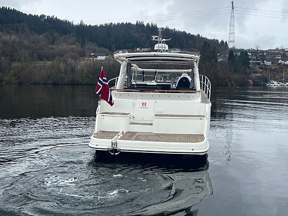 Marex 360 Cabriolet Cruiser, fullspekket, joystick, baug og hekkthruster 15 of 30