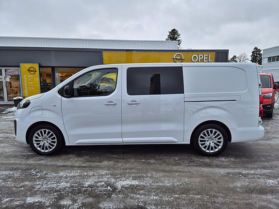 Opel Vivaro 2 of 5