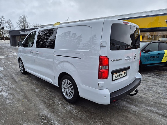 Opel Vivaro 4 of 5