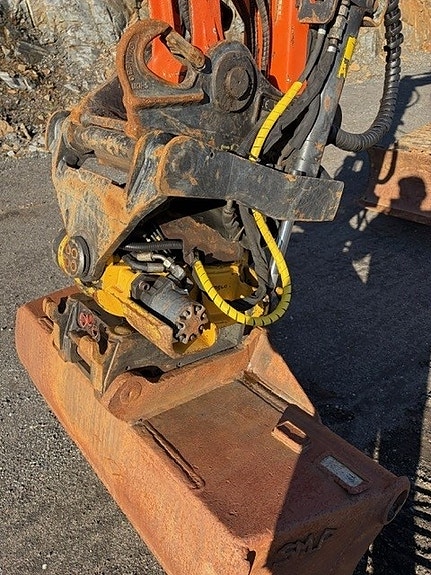 Hitachi ZX85US-5A 4 of 5