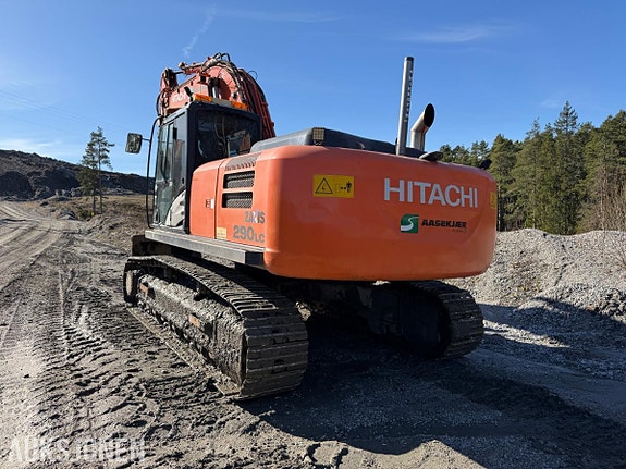 Hitachi ZX290LC-5B – 10 527T – TILTROTATOR – S70 – 2 SKUFFER – SERVICE FULGT 8 of 30
