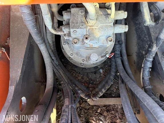 Hitachi ZX290LC-5B – 10 527T – TILTROTATOR – S70 – 2 SKUFFER – SERVICE FULGT 26 of 30
