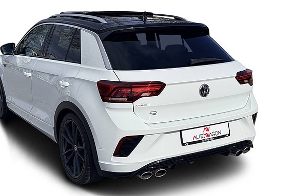 Volkswagen T-Roc 11 of 30