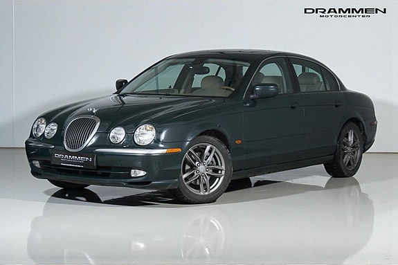 Jaguar S-TYPE