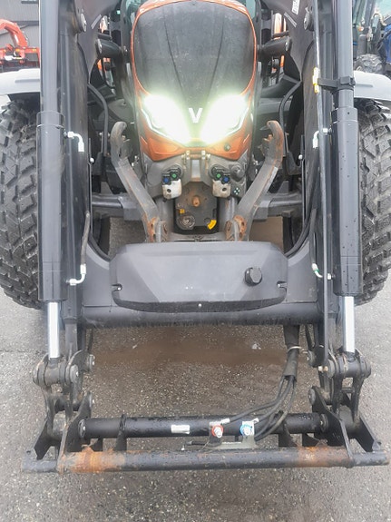 Valtra N175D m/Noremat kantklipper. 2022, kr 1 890 000,-