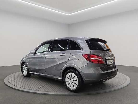 Mercedes-Benz B-Electric 5 of 5