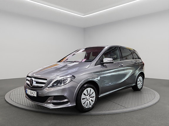 Mercedes-Benz B-Electric 3 of 5