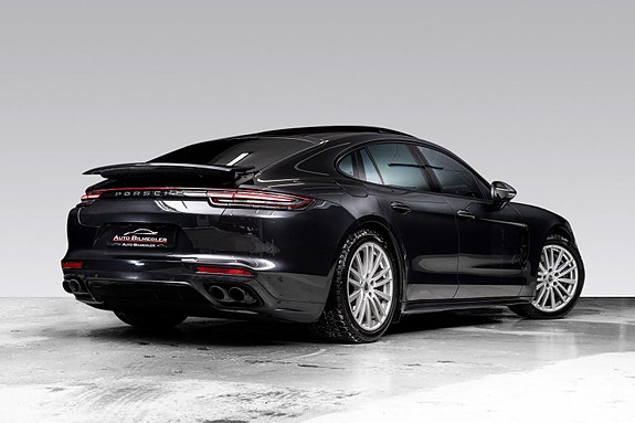 Porsche Panamera 2 of 5