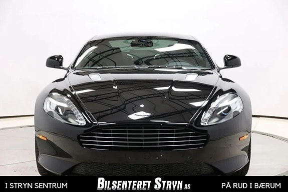 Aston Martin DB9 2 of 5