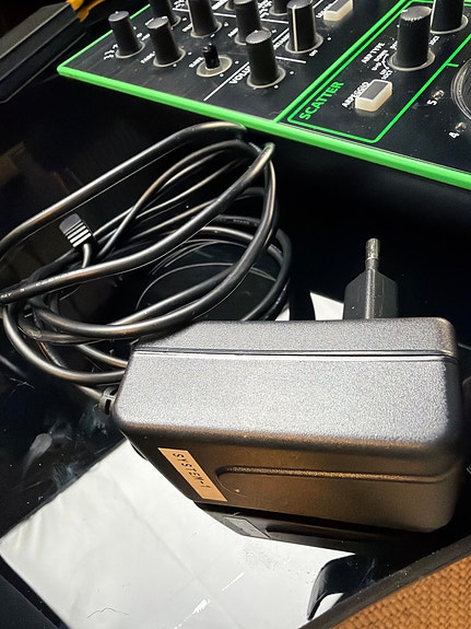 Product image 6 of 9