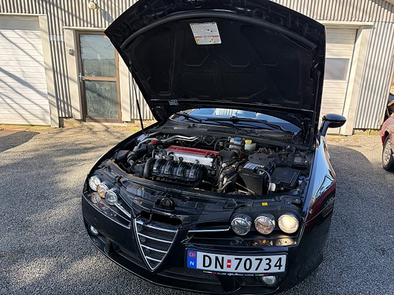 Alfa Romeo Spider 19 of 21