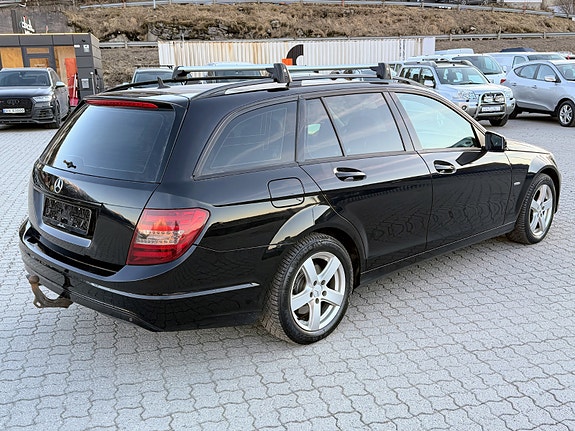 Mercedes-Benz C250 d 3 of 11