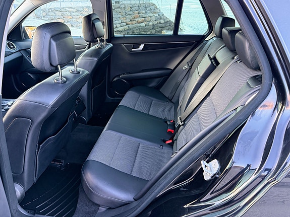 Mercedes-Benz C250 d 7 of 11