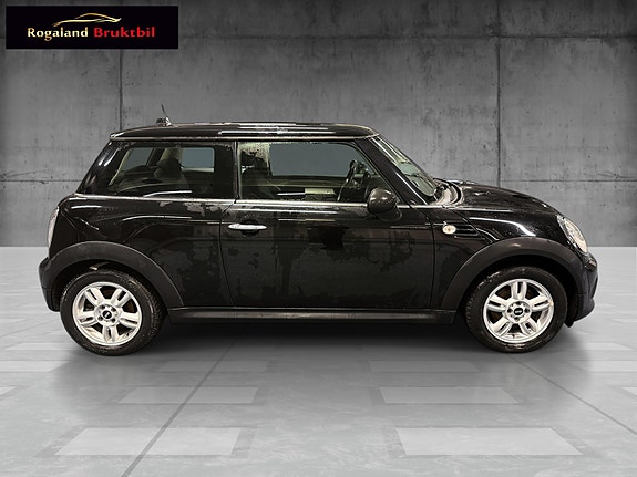 MINI One 7 of 29