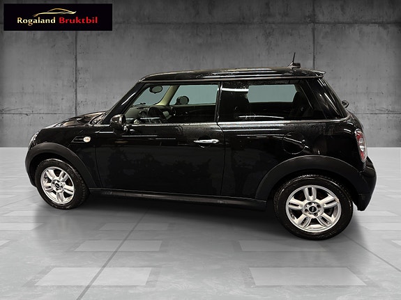 MINI One 13 of 29