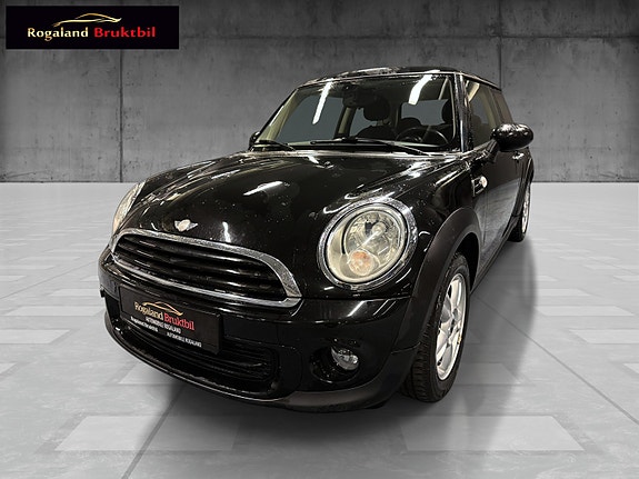 MINI One 2 of 5