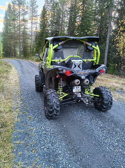 Can-Am maverick 6 of 10
