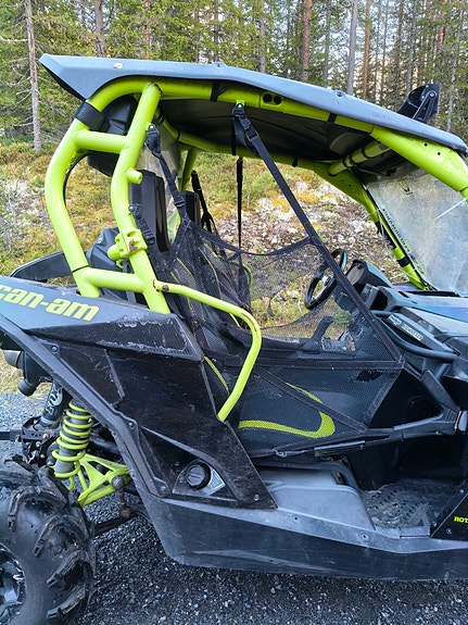 Can-Am maverick 4 of 10