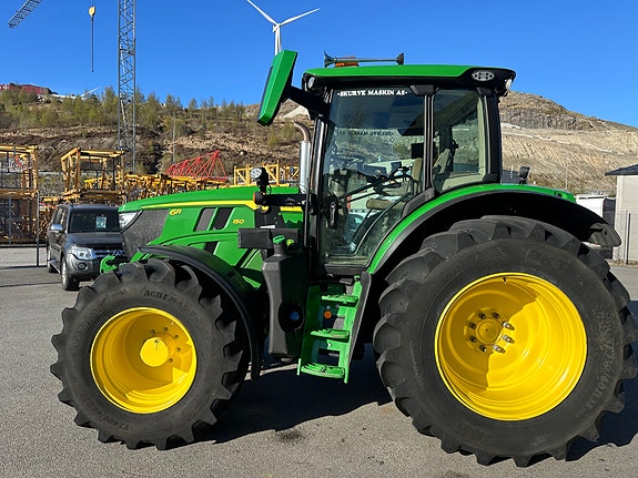 John Deere 6 R 150 29 of 30