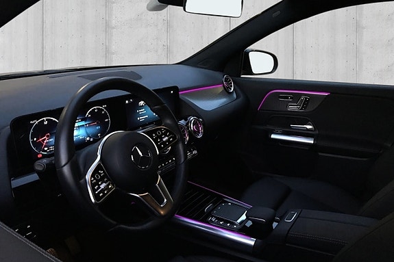 Mercedes-Benz EQA300 12 of 20