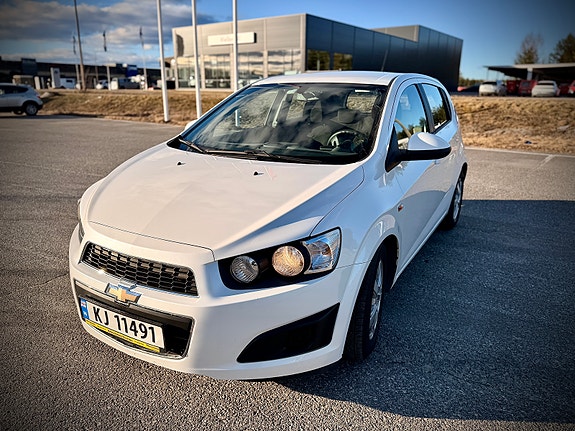 Chevrolet Aveo 5 of 28