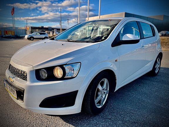 Chevrolet Aveo 6 of 28