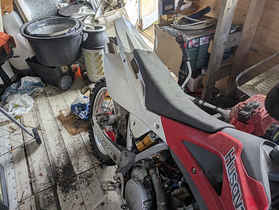 Husqvarna TC 450 2 of 8