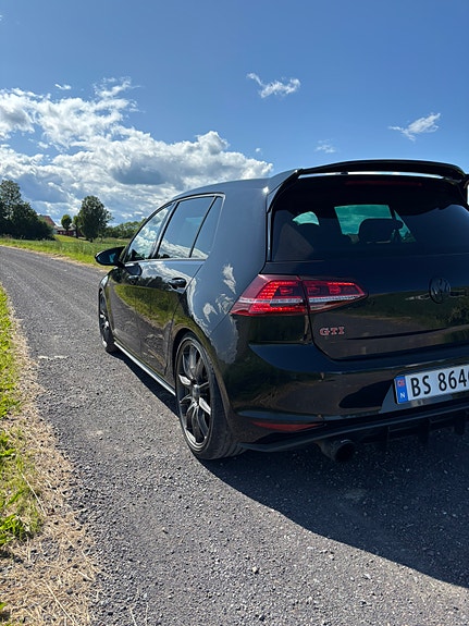 Volkswagen Golf-Serie 5 of 5